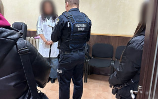 Чиновницу городского совета Сум подозревают в убыточной закупке аппаратуры в детское медучреждение