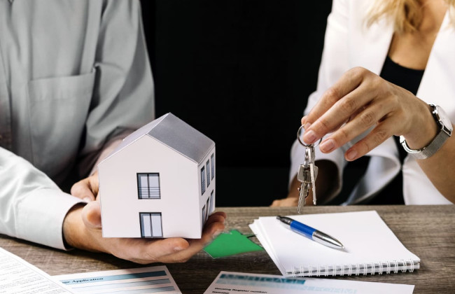 Минюст разъяснил, какие документы следует проверить перед покупкой недвижимости на вторичном рынке