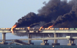 рф больше не использует Крымский мост для поставки оружия оккупантам, — СМИ