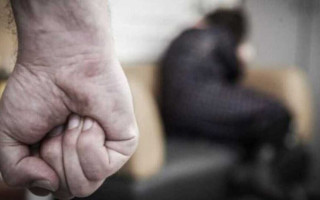 Побив дружину до втрати свідомості через алкоголь: чоловіку загрожує до 8 років в’язниці