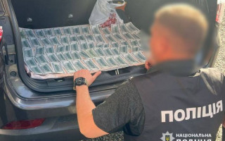 $8000 взятки за выделение земель для ведения бизнеса: в Хмельницкой области разоблачили чиновника
