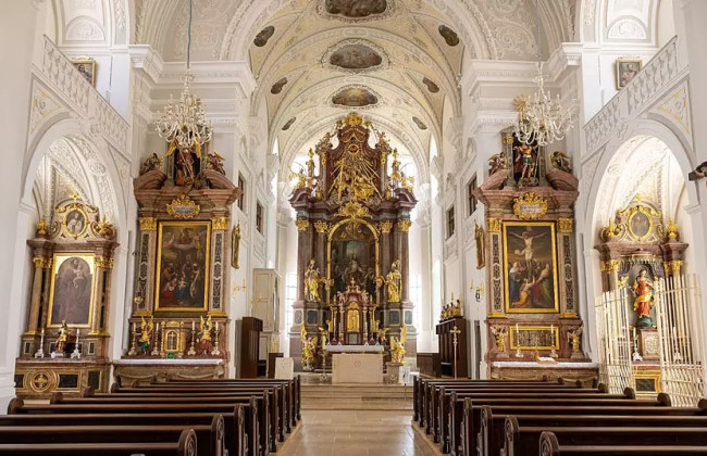 Тюремный приговор получил вор нагрудного креста Папы Римского Бенедикта XVI