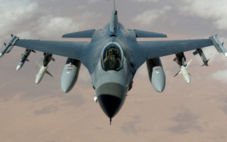 Украинские пилоты завершают обучение на F-16