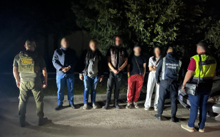 На Одещині жінка зі спільниками за $4000 допомагала чоловікам незаконно перетинати кордон
