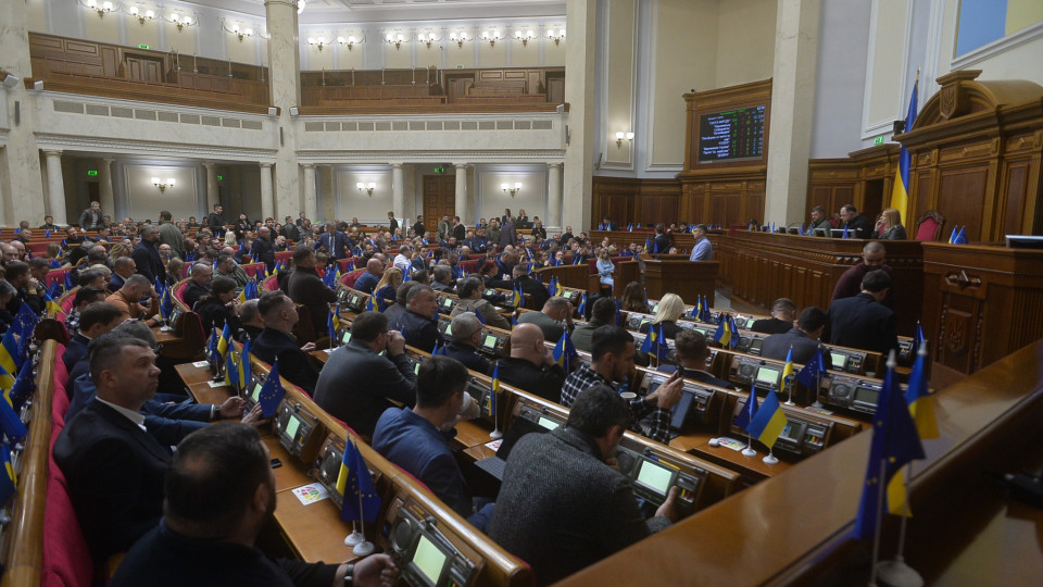 Рада приняла за основу законопроект о гражданстве для иностранцев, воюющих за Украину