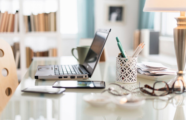 Засчитывается ли период простоя в стаж для предоставления ежегодного дополнительного отпуска: разъяснение