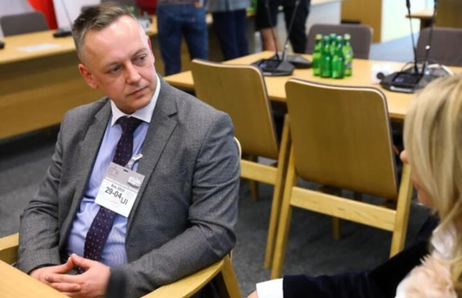 Поляка Томаша Шмидта, который попросил убежища в беларуси, лишили статуса судьи