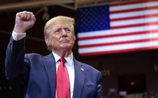 Трамп пообещал нефтяникам отменить экологические нормы, если он снова станет президентом США