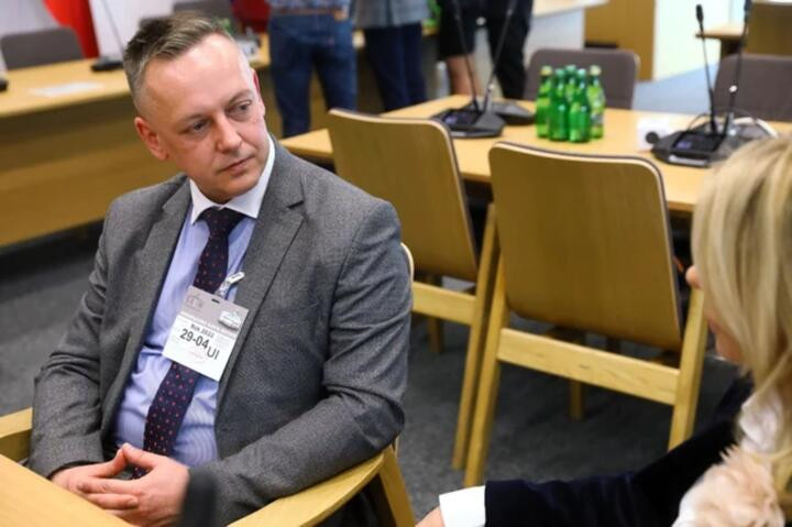 Поляка Томаша Шмидта, который попросил убежища в беларуси, лишили статуса судьи