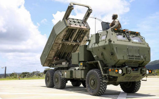 США срочно продают Украине три установки HIMARS