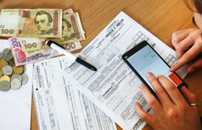 Член семьи выехал за границу на лечение: ПФ объяснил, дадут ли субсидию домохозяйству