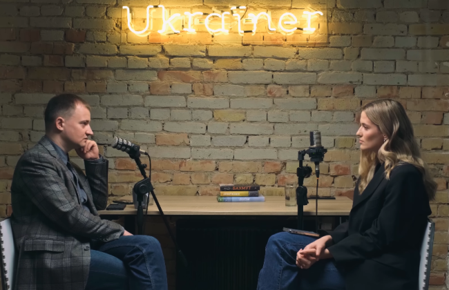 Директорку института гендерных исследований обвиняют в мизогинии из-за комментирования внешности ведущей