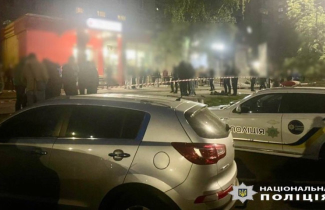 В полиции сообщили о состоянии правоохранителя, в сторону которого бросили гранату в Броварах