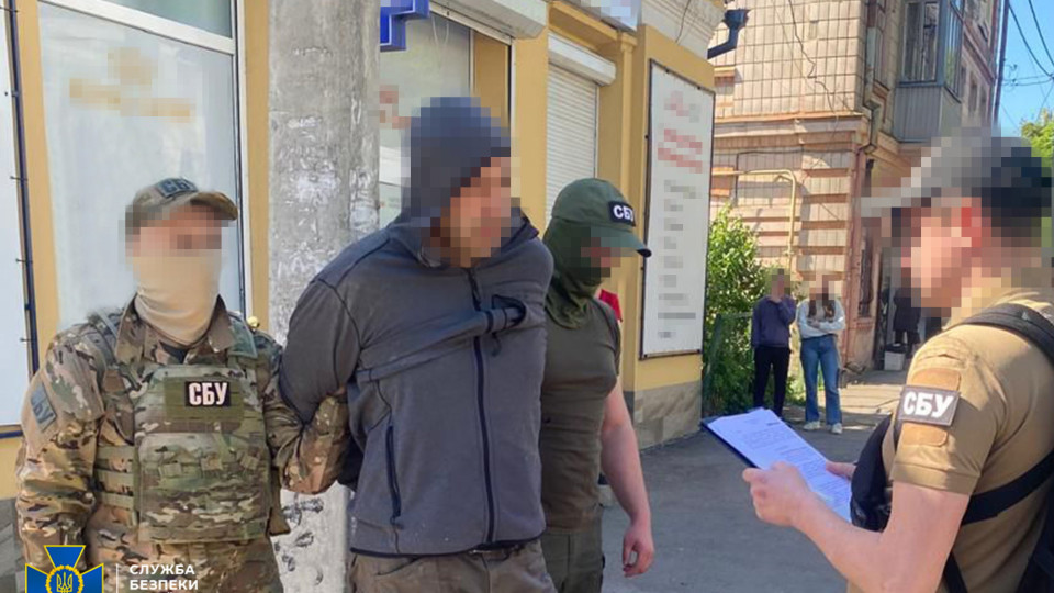СБУ задержала российского агента, собиравшего разведданные о военных объектах в Ровно