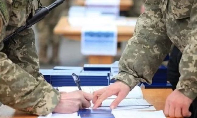 Кабмін вніс зміни до порядку бронювання військовозобов'язаних