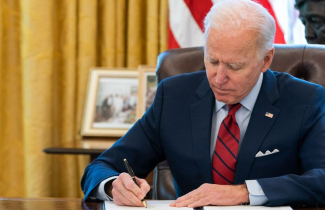 Джо Байден подписал закон о запрете импорта российского урана