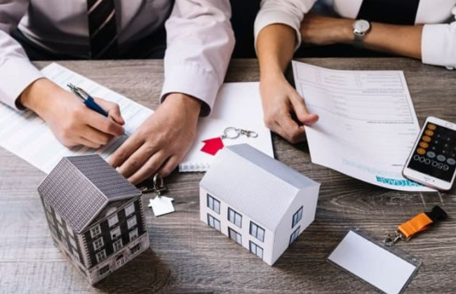 Какое имущество является общей совместной собственностью супругов: разъяснение Минюста