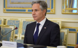 Блінкен відповів на використання зброї США для ударів по рф: рішення за Україною