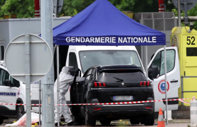 Во Франции неизвестные напали на фургон, в котором перевозили заключенного: есть жертвы