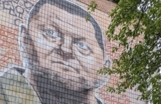 Мурал с Валерием Залужным, который недавно появился в Киеве, перенесут в другое место: в чем причина