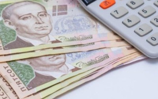 Чи можна зменшити розмір оплати коштів за час встановленого простою в умовах воєнного стану: роз’яснення