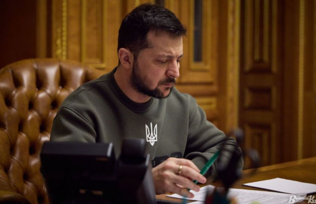 Президент Владимир Зеленский подписал закон о заочных штрафах за нарушение военного учета до 25,5 тысяч грн для граждан и 59,5 тысяч – для бизнеса