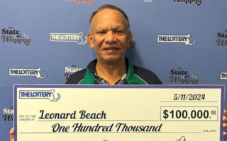 У США чоловік виграв у лотерею 100 тисяч доларів, вписавши у квиток номер могили своєї покійної дружини