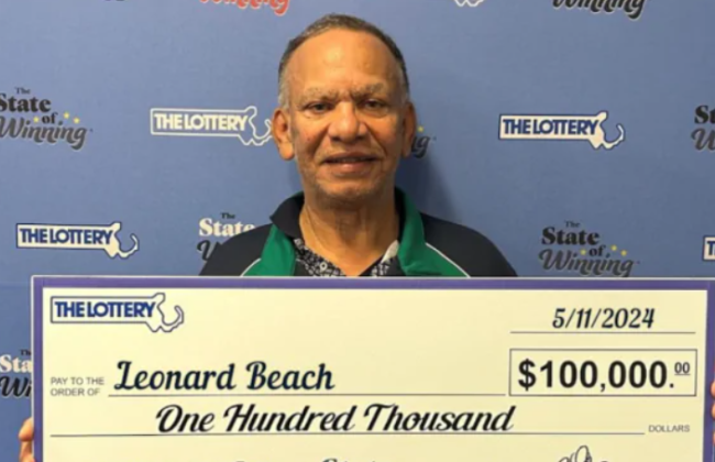 В США мужчина выиграл в лотерею 100 тысяч долларов, вписав в билет номер могилы своей покойной жены