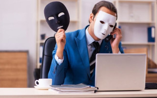 Як безпечно оформити паспортні документи та не стати жертвою аферистів: поради МВС