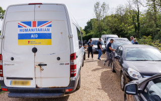 В Україну з Лондона прибула колона утилізованих автомобілів