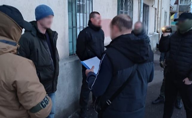 В Одесі затримали рекетирів, які «вибивали» з громадян неіснуючі борги
