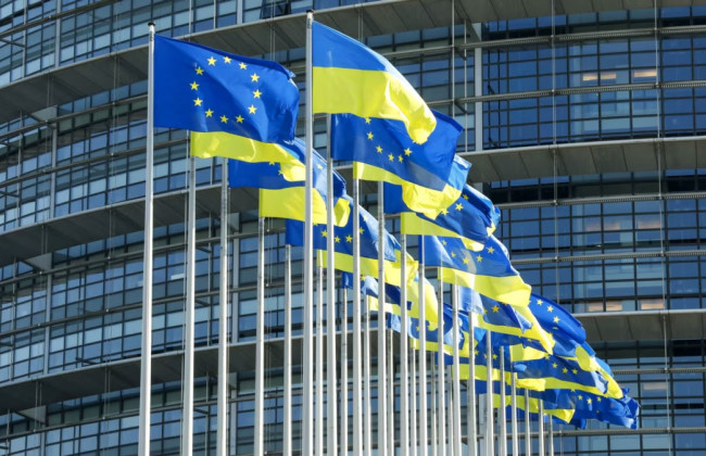 Совет ЕС одобрил передачу Украине доходов от замороженных российских активов