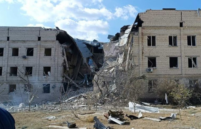 россия обстреляла почти 2000 медучреждений в Украине