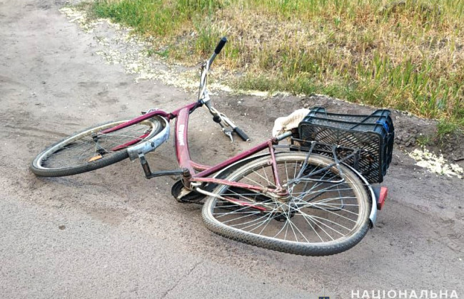 На Львовщине в результате наезда мотоцикла погиб велосипедист