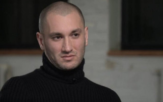 СБУ оголосила підозру експродюсеру гурту «Гриби» Юрію Бардашу, який втік до рф та закликає до захоплення Києва