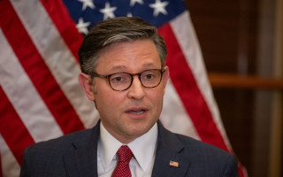 Спікер Палати представників США Джонсон підтримав надання дозволу Україні бити по території рф американською зброєю