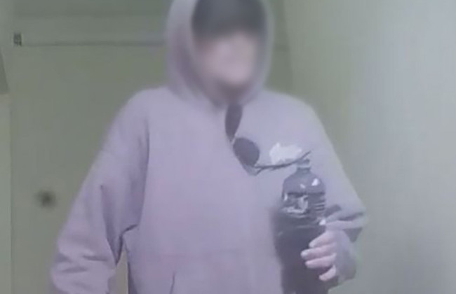 У Києві підпалили вхідні двері до квартири на дев’ятому поверсі