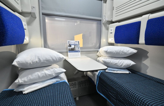 Укрзализныця впервые за 5 лет повысила стоимость комплектов белья в пассажирских поездах