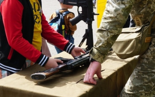 В Раді вважають, що новий предмет «Захист України» дасть усім учням можливість отримати початкову загальновійськову підготовку