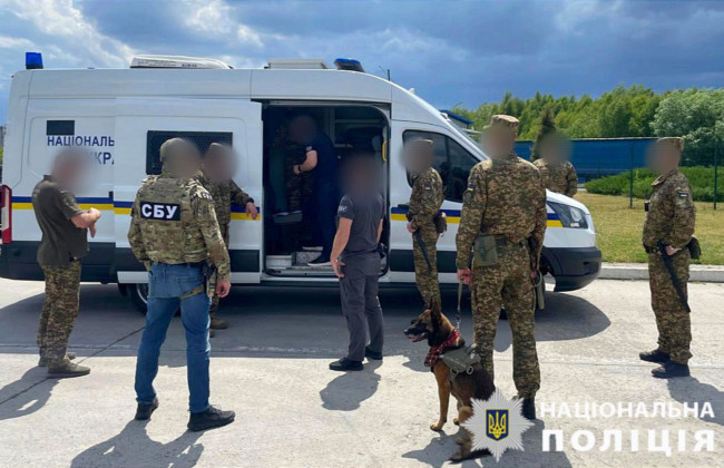 Организатора международного канала нелегальной миграции экстрадировали в Польшу