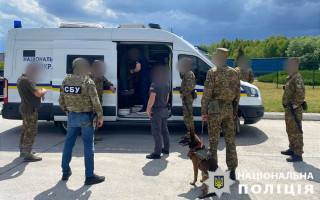 Организатора международного канала нелегальной миграции экстрадировали в Польшу