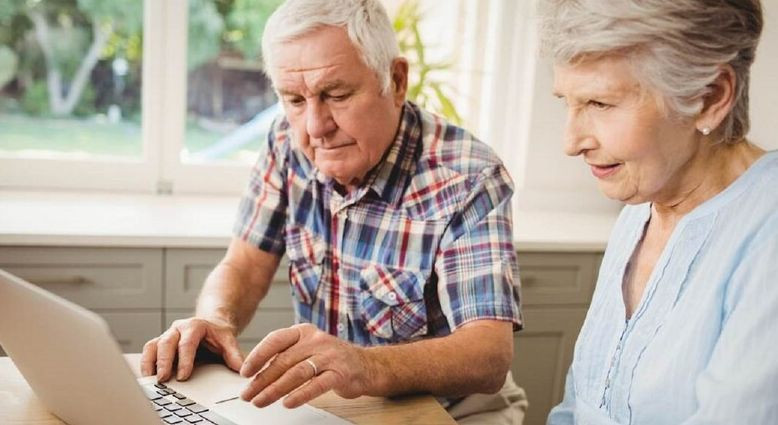 Ідентифікація пенсіонерів: як пройти процедуру, знаходячись за кордоном