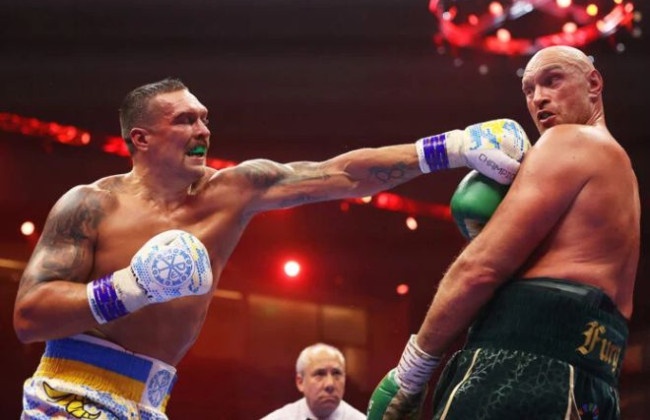 Усик – Фьюри: британский боксер принял окончательное решение по бою-реваншу