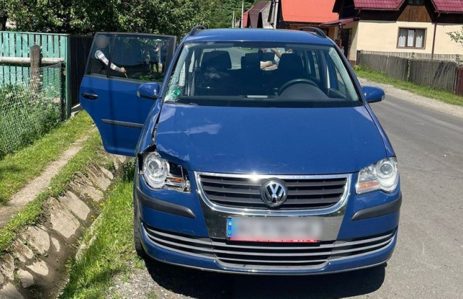 На Закарпатье несовершеннолетняя водитель сбила насмерть 13-летнюю девочку