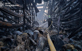 Кількість жертв внаслідок російських ударів по «Епіцентру» у Харкові зросла до 13