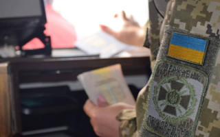 Госпогранслужба за сутки оформляет около 200 отказов в выезде