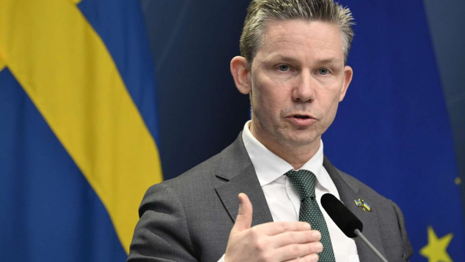 Шведський міністр схвалив використання Україною західної зброї по росії