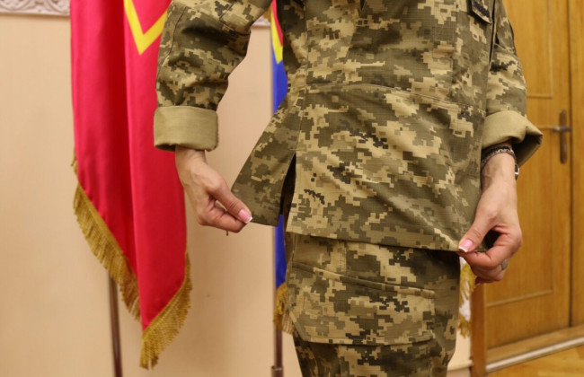 Агентство Минобороны заключило первые тендеры на закупку женской формы