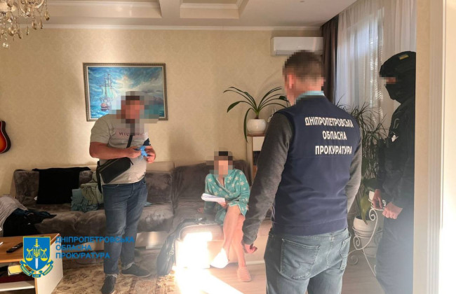 Начальницу отдела образования Кривого Рога подозревают в хищении более 1 млн гривен на ремонт укрытий