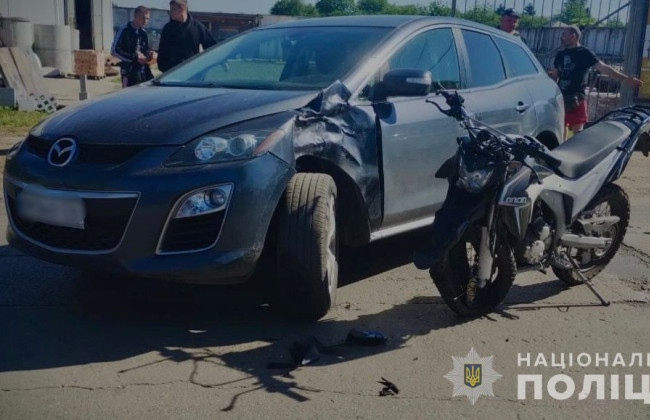 В Конотопе водитель легковушки столкнулся с 16-летним мотоциклистом